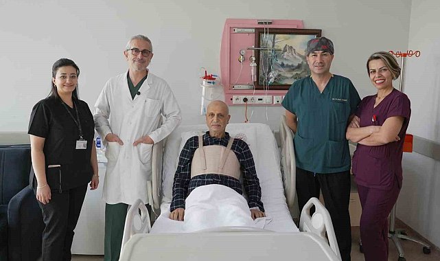 Malatya'da kalp tümörü ve üç damar tıkanıklığı aynı ameliyatta tedavi edildi