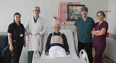Malatya'da kalp tümörü ve üç damar tıkanıklığı aynı ameliyatta tedavi edildi