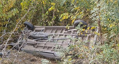 Malatya'da minibüs devrildi: 3 yaralı