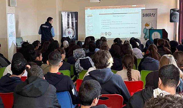 Mardin'de öğrenciler siberay projesi kapsamında bilgilendirildi