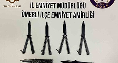 Mardin'de seyyar satıcıda kelebek ve sustalı bıçak yakalandı