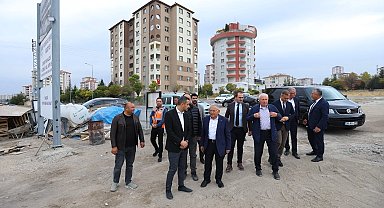 Memduh Büyükkılıç'tan Gökkent'teki okul inşaatına sıkı takip