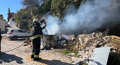 Menteşe'de çöp konteynerinde yangın paniği