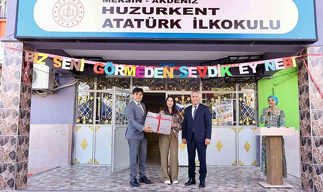 Mersin'de 'Veliler Arası Kitap Okuma Yarışması'nın ödülleri sahiplerini buldu