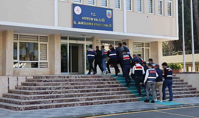 Mersin'de aranan şahıslar operasyonu: 34 şüpheli tutuklandı