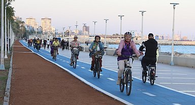 Mersin'de kadınlara ücretsiz bisiklet sürüş eğitimi