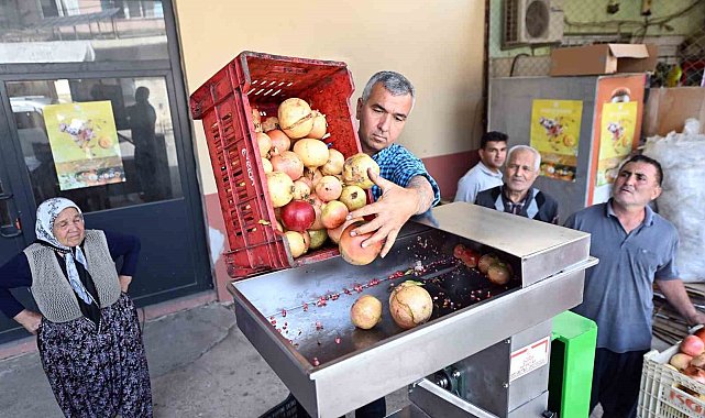 Mersin'de nar üreticilerine makine desteği