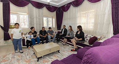 Mersin'de öğrenciler için evde eğitim takibi başladı