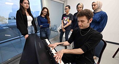 Mersin'de ücretsiz enstrüman kurslarına yoğun ilgi