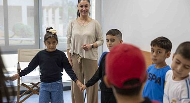 Mersin'de ücretsiz tiyatro kursuna yoğun ilgi