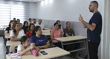 Mersin'de veliler eğitim sürecine dair bilgilendirildi