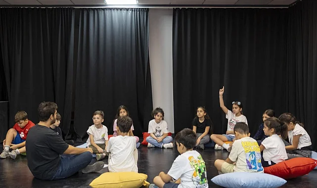 Mersin'de Tiyatro Kursu'na yoğun ilgi