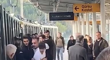 Metroda koltuk tartışması