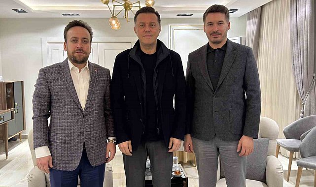 Milletvekili Hatipoğlu, yeni ilçe başkanları ile buluştu