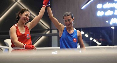 Milli boksör Ayşen Taşkın, Riyad'da altın madalyaya ulaştı