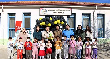 Minik çocuklara ağız ve diş sağlığı eğitimi