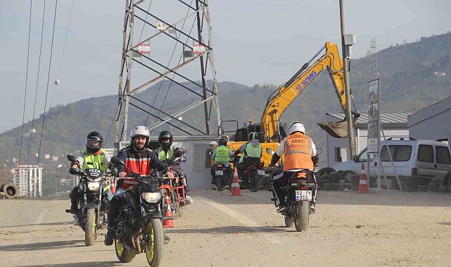 Motosiklet sürücülerinin tehlikeli 'eğitim pisti' alanı