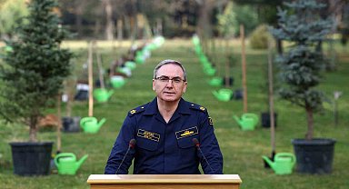 MSB: " Alay ve Tabur Komutanı dâhil 4 personelin Türk Silahlı Kuvvetlerinden ilişiği kesildi"