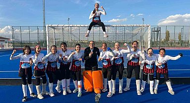 Muğla U13 Kız Hokey Takımı Türkiye şampiyonu oldu