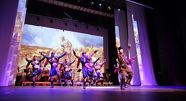 Muğla'da zeybek ve türkülerle Atatürk anıldı