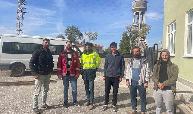 Muradiye'de buzağı ölümlerini azaltmaya yönelik eğitim seferberliği