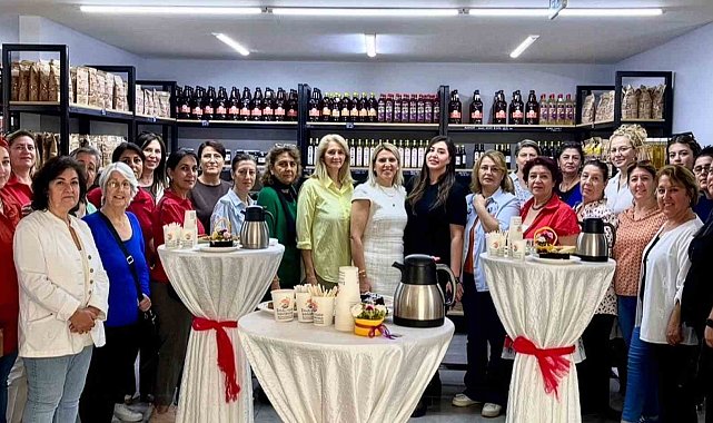 Muratpaşa'da kadın dayanışması büyüyor