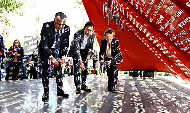 Muratpaşa'da şiddete karşı ses, Al Yazma'da yükseldi