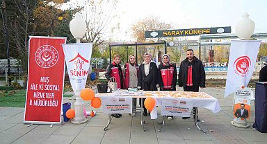 Muş'ta turuncu renkli farkındalık: Şiddete karşı açılan stant yoğun ilgi gördü