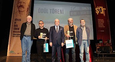 Nilüfer'de şiir eleştirisinin prestij ödülleri sahiplerini buldu