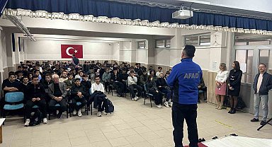 Öğrenciler afetler ve yangınlarla ilgili bilinçlendirildi