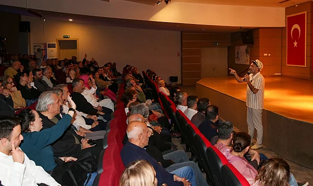 Öğretmenlere 'Çiğli Komedi Akşamları' neşeli gece yaşattı