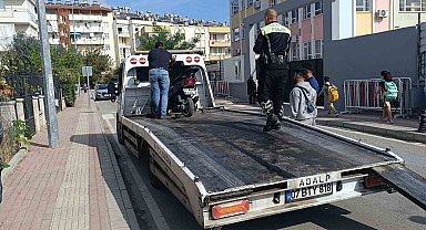 Okul önünde abartılı egzozla motosiklet süren ehliyetsiz çocuk sürücüye ceza yağdı