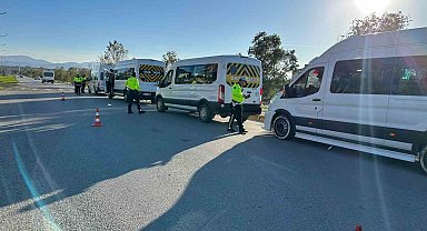 Okul servislerine kış lastiği denetimi