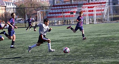 Okul Sporları Yıldız Erkek Futbol Müsabakaları sürüyor