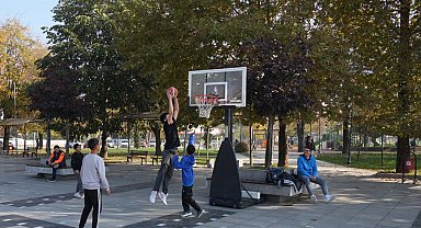 Okula mola, spora fora etkinliğiyle gençler spora doydu