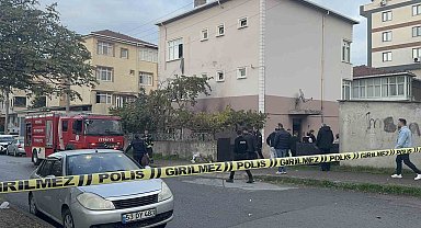 Önce bıçak çekti, sonra binayı yaktı: İşçiler alevlerden çarşaf bağlayarak kurtuldu