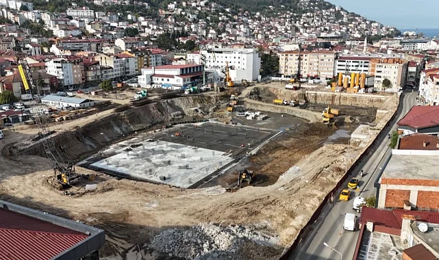 Ordu Millet Bahçesi'nde yoğun tempo