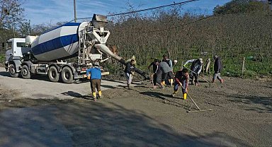 Ordu'da beton yol çalışmaları devam ediyor