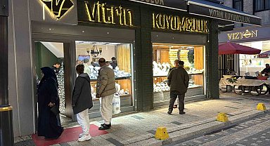 Ordu'da kuyumcu hırsızlığı: 2 milyon TL'lik altını çalıp kayıplara karıştı