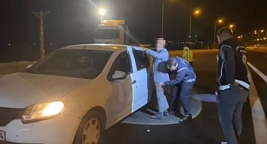 Osmaniye'de 9 düzensiz göçmen ve 3 organizatör yakalandı