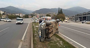 Osmaniye'de kontrolden çıkan otomobil takla attı: 2 yaralı