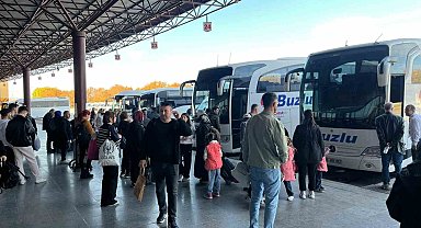 Otogarda 'ara tatil' yoğunluğu