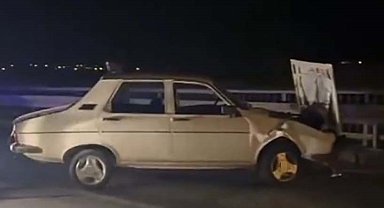 Otomobil bariyere çarptı, sürücü hayatını kaybetti