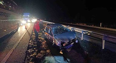 Otostopla bindiği araç mezarı oldu: 1 ölü, 2 yaralı