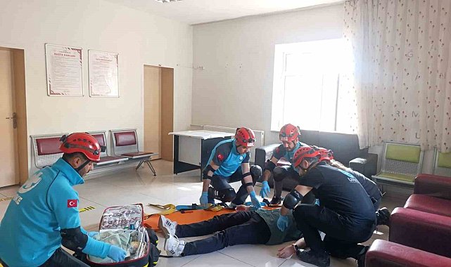 Palu'da deprem ve yangın tatbikatı