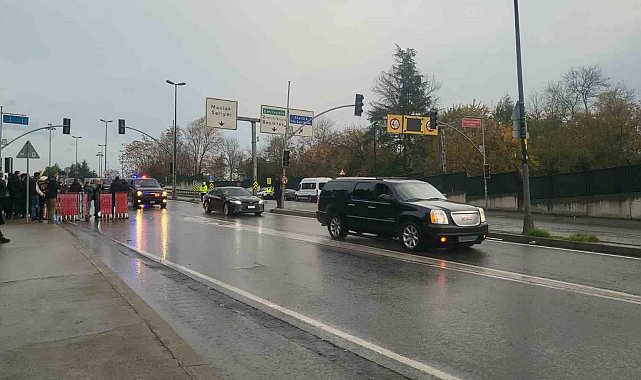 Papa 14. Leo, ayine katılacağı Volkswagen Arena'ya geldi