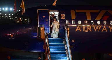 Papa 14. Leo İstanbul'a geldi