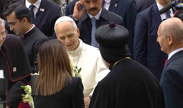 Papa 14. Leo, Yeşilköy'deki Mor Efrem Süryani Ortodoks Kilisesi'ne geldi