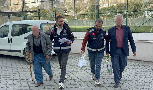 Parkta uygunsuz davranışta bulunan 2 kişi gözaltına alındı