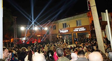 Pınarhisar'da hamsi festivali horonla coştu